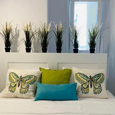 The First Line Of The Sea Apartment Marbella Exterior photo
