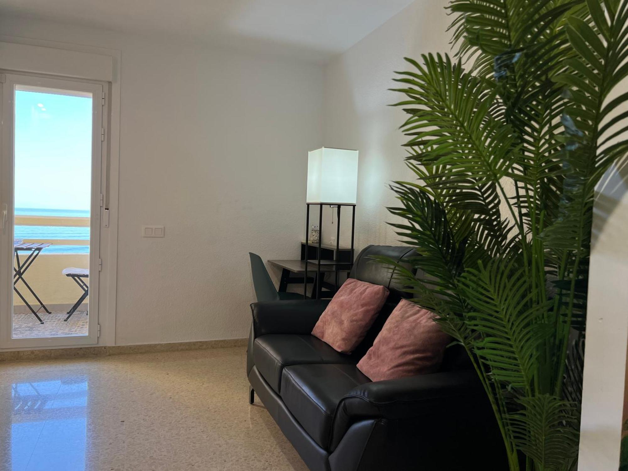 Apartament The First Line Of The Sea Marbella